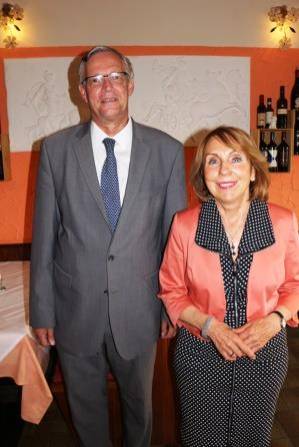 Landtagskandidat Dr. Ralf-Norbert Bartelt MdL mit Christiane Loizides, Vorsitzende der CDU Dornbusch 