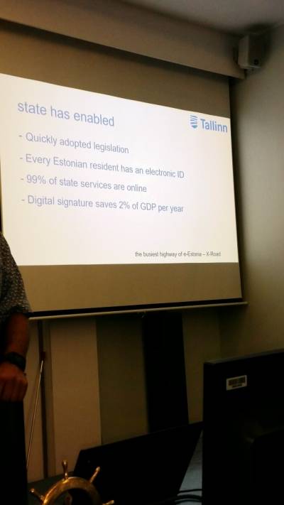 Ziele estnische Politik

