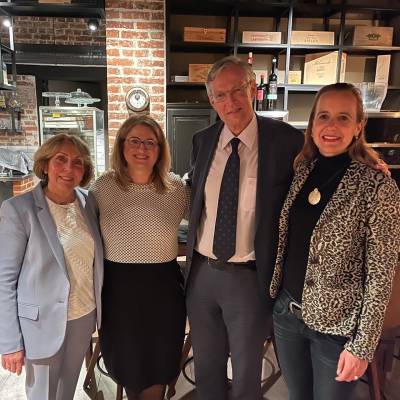 Die Vorsitzende der CDU Dornbusch mit dem Landtagsabgeordneten Bartelt und den Stadtverordneten David und Loizides